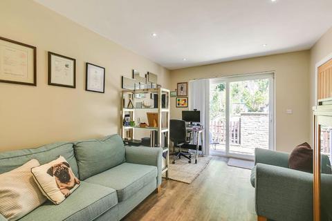 51 Chapel View, South Croydon, CR2 7LJ
