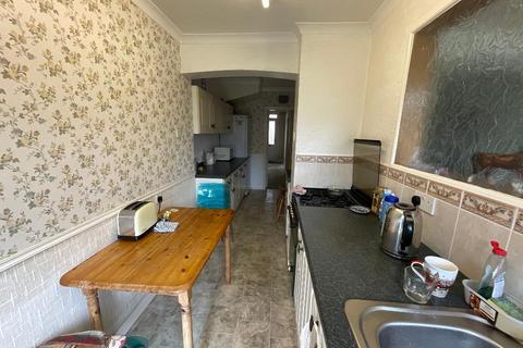 undefined, Elm Park, Hornchurch RM12