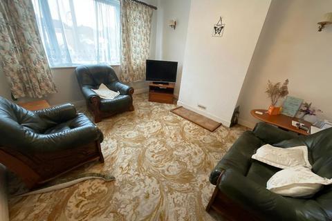 undefined, Elm Park, Hornchurch RM12