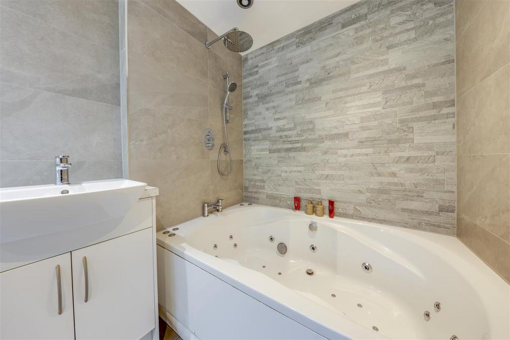 Feature Bath