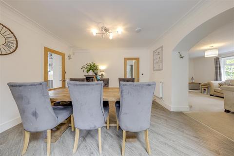 25 Meadow Park, Ramsbottom, Bury, BL0 0QB