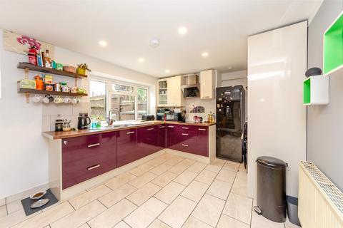 undefined, Glanogwen, Bethesda, Bangor, Gwynedd, LL57