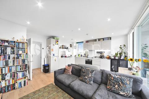 2 bedroom flat for sale, Kitson House, Corsican Square, Bow, London, E3