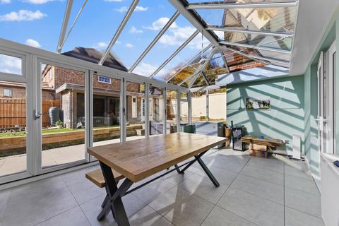 5 bedroom detached house for sale, Healey Close, Northampton, NN3