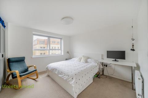 undefined, Sydenham Road, Croydon, CR0