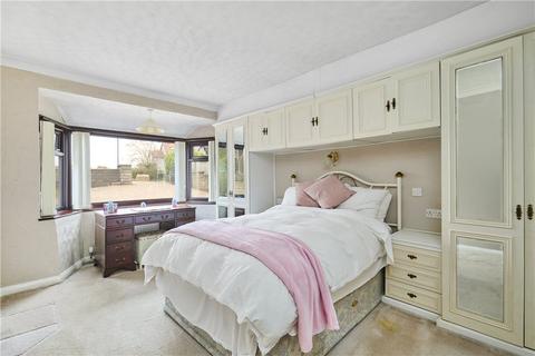 undefined, Leeds Road, Bramhope, Leeds, West Yorkshire, LS16