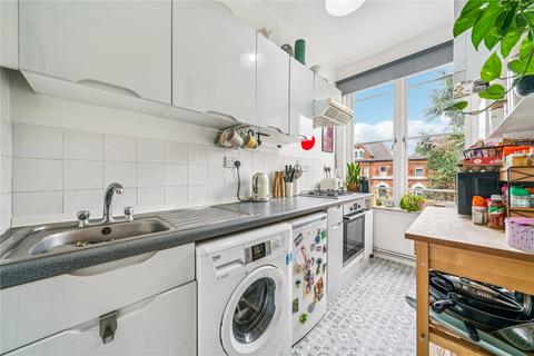 1 bedroom apartment for sale, Trinity Road, SW18