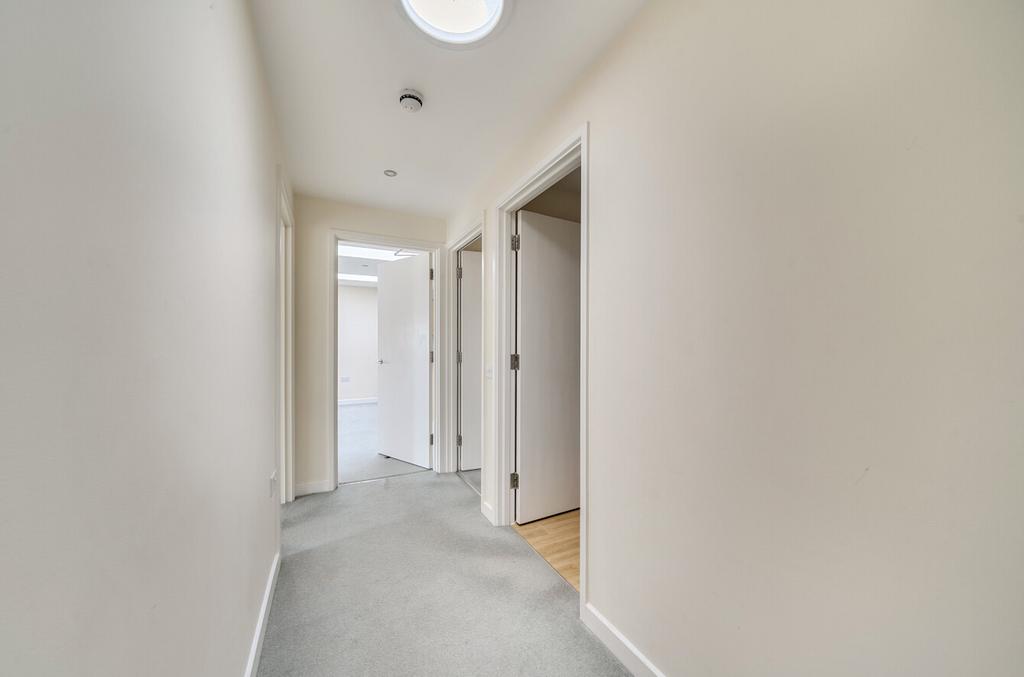 1365543-3-68ee2b7...