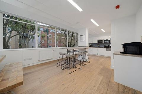Office to rent, 9 Kirkdale Rd London E11 1HP