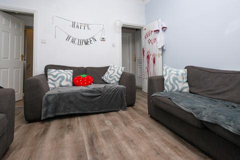 6 bedroom house of multiple occupation for sale, Cemetery Avenue, Sheffield S11