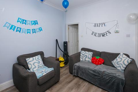 6 bedroom house of multiple occupation for sale, Cemetery Avenue, Sheffield S11