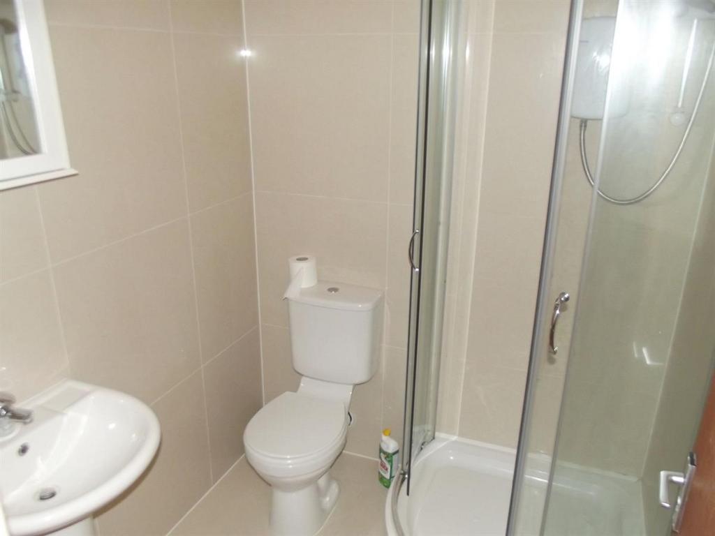 A clean and well-maintained bathroom with a mod...
