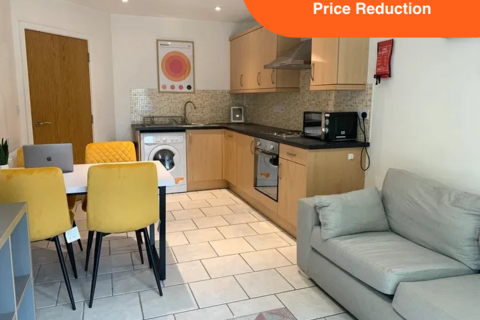 undefined, Newport, Lincoln LN1