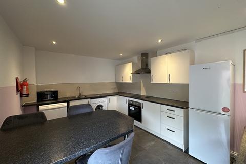 2 bedroom flat to rent, 72 Rasen Lane, Lincoln LN1