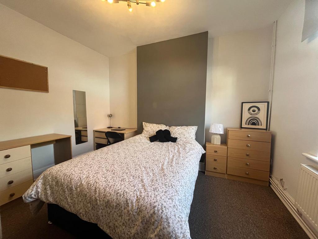 Whats App Image 2025-10-14 at 13.19.53.jpeg