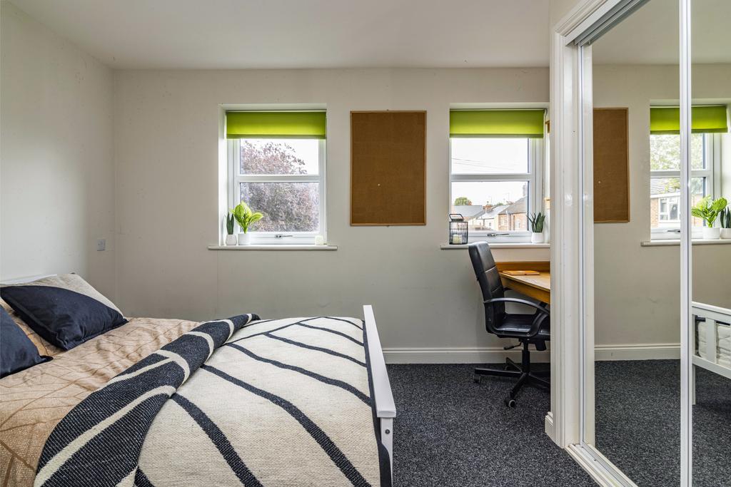 Flat8 Lord Tennyson-2.jpg