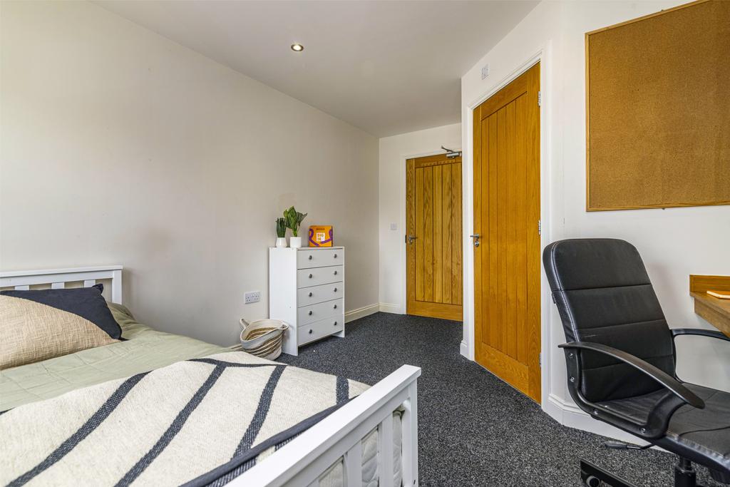 Flat8 Lord Tennyson-17.jpg