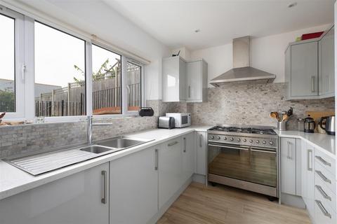 4 bedroom detached house for sale, Millstrood Road, Whitstable