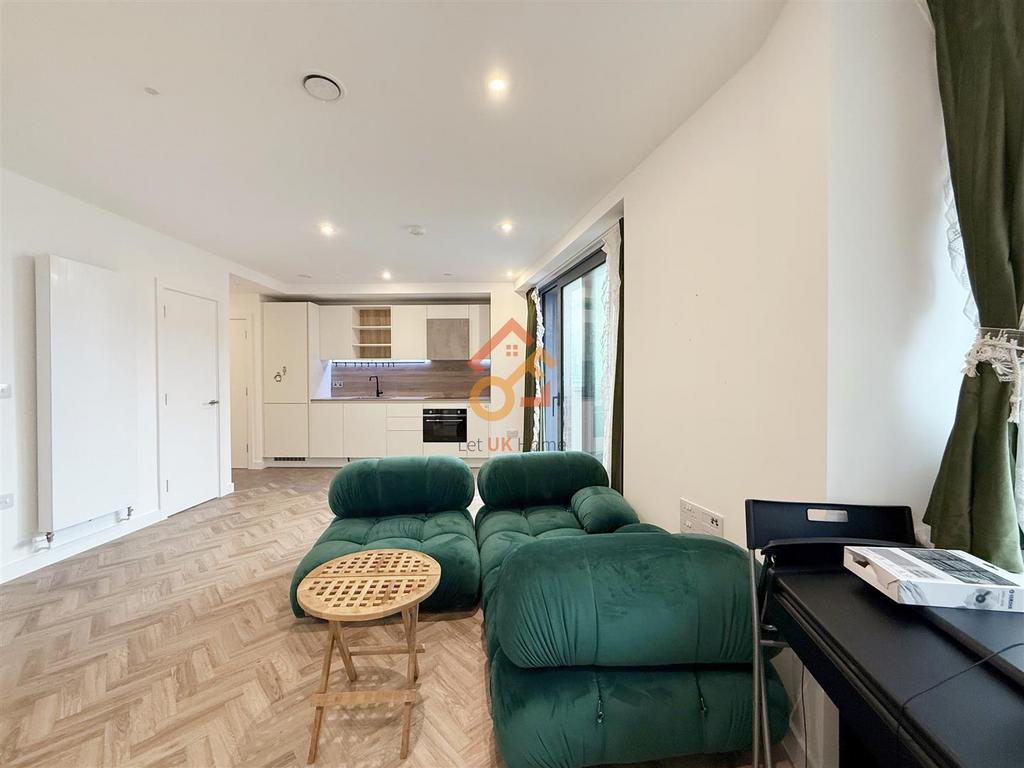 ???? 2025-10-21 125111 328.jpg