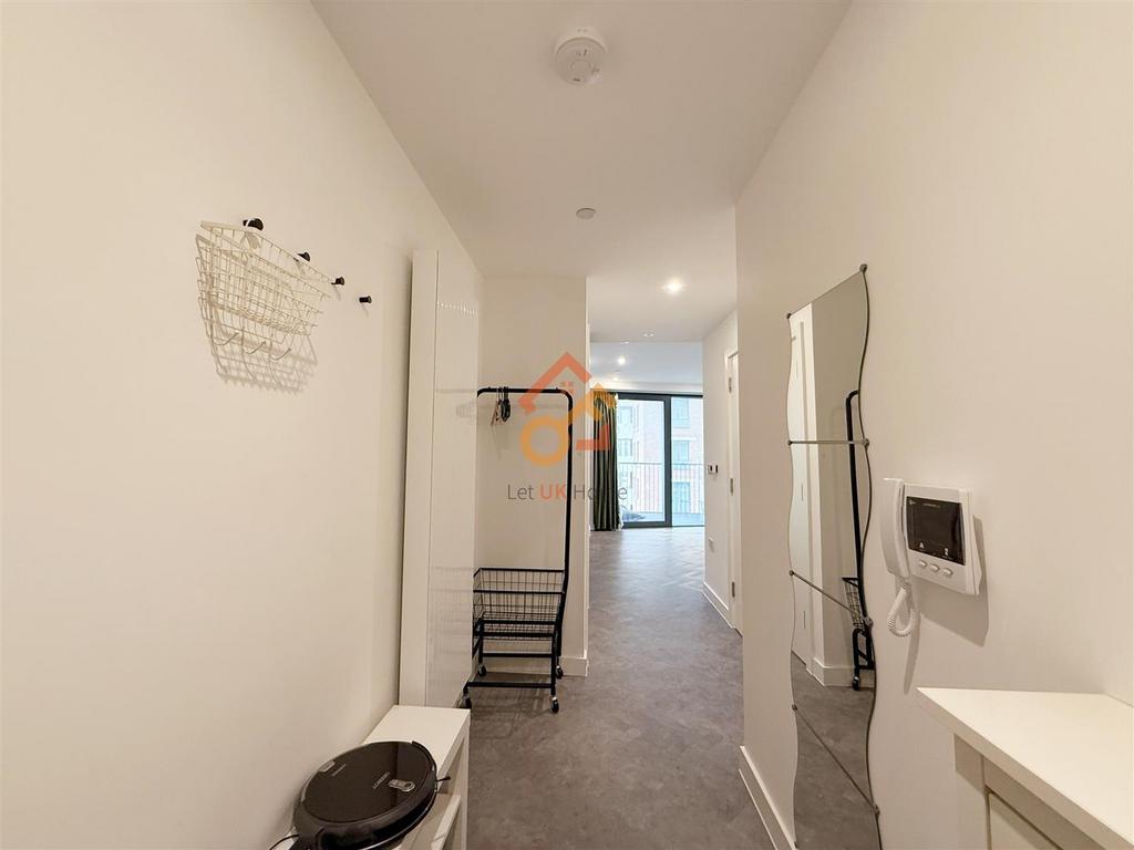 ???? 2025-10-21 125040 868.jpg