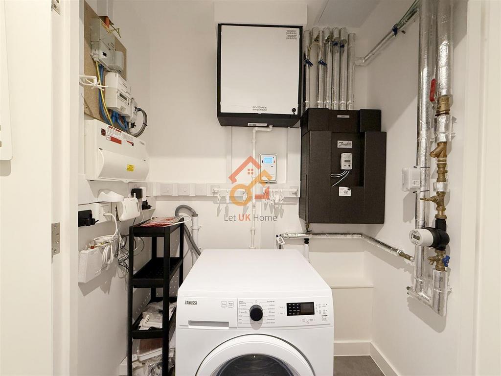 ???? 2025-10-21 125053 356.jpg