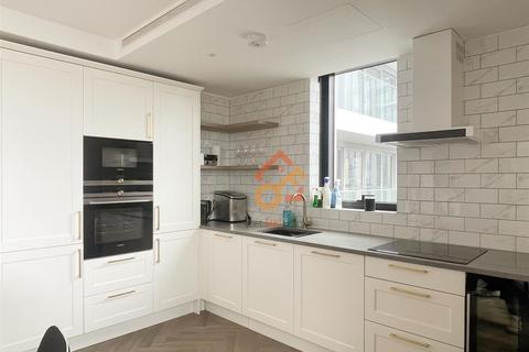 2 bedroom flat to rent, 23 Gauging Square, London, E1W