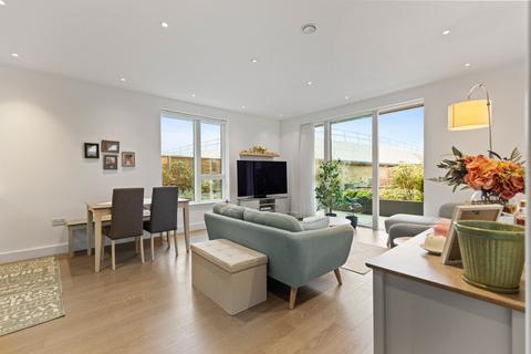 2 bedroom apartment for sale, Banister Road, Kensal Rise, W10
