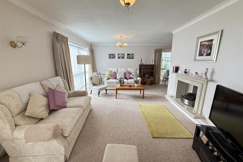 undefined, Trent Way, Gayton, Wirral