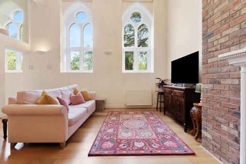 undefined, Borough Road, Isleworth TW7