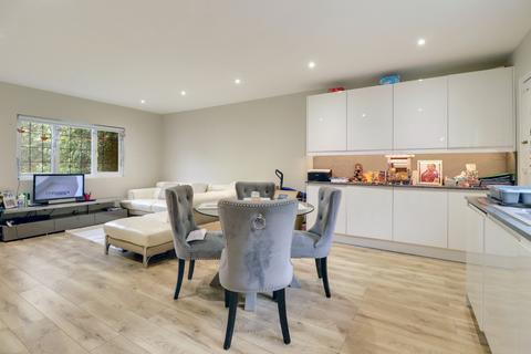 134 Lower Green Road, Esher, KT10 8HB