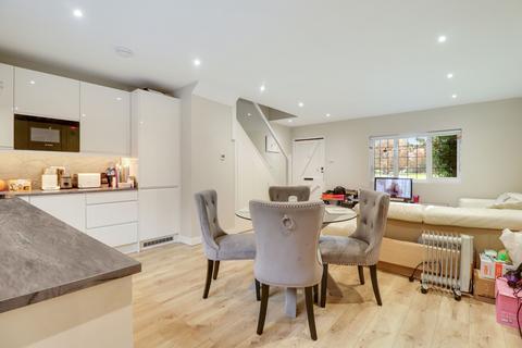 134 Lower Green Road, Esher, KT10 8HB