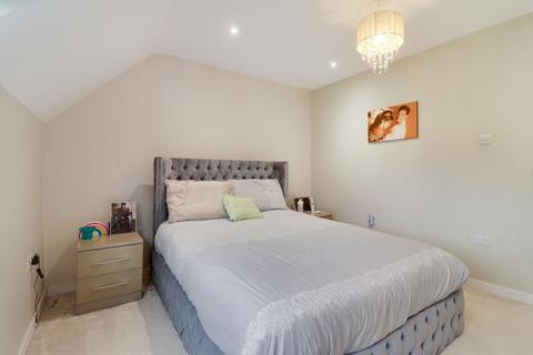 134 Lower Green Road, Esher, KT10 8HB