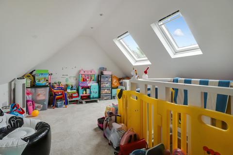134 Lower Green Road, Esher, KT10 8HB