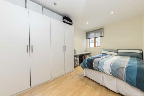 2 bedroom flat to rent, Northcote Avenue, London W5