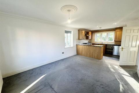 2 bedroom apartment to rent, Thirsk Road, Kirklevington, Yarm