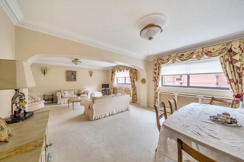 3 bedroom flat for sale, Spencer Close,  Finchley,  N3