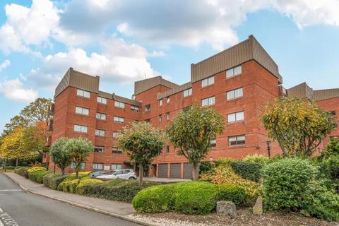 Spencer Close, London