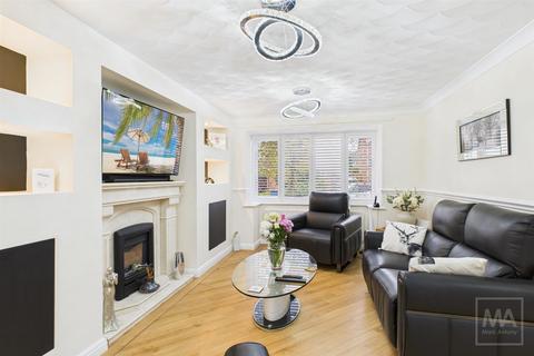 3 bedroom detached house for sale, Matlock Close, Great Sankey, Warrington
