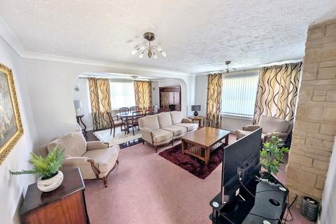 3 bedroom bungalow for sale, Newstead Avenue, Whitehouse Farm, Stockton-on-Tees, Durham, TS19 0TB