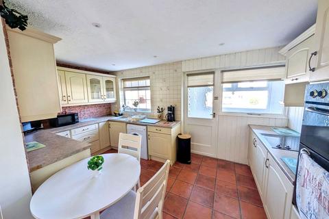 3 bedroom bungalow for sale, Newstead Avenue, Whitehouse Farm, Stockton-on-Tees, Durham, TS19 0TB
