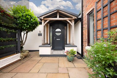 undefined, Longton, Preston PR4