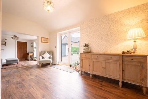 3 bedroom semi-detached house for sale, Hall Carr Lane, Preston PR4