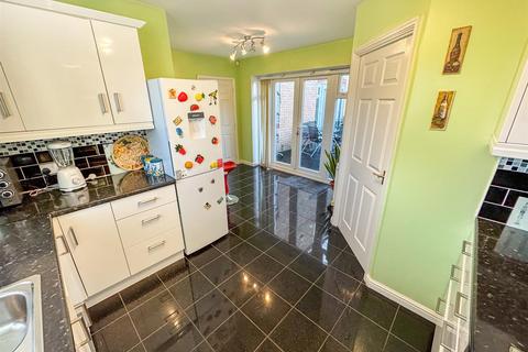 undefined, Chequers Close, Corby NN18