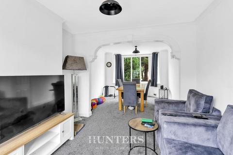 4 bedroom semi-detached house for sale, Acresfield Road, Middleton, Manchester