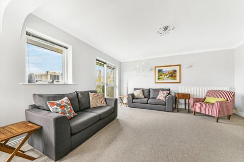 51 Undine Road, London, E14 9UW