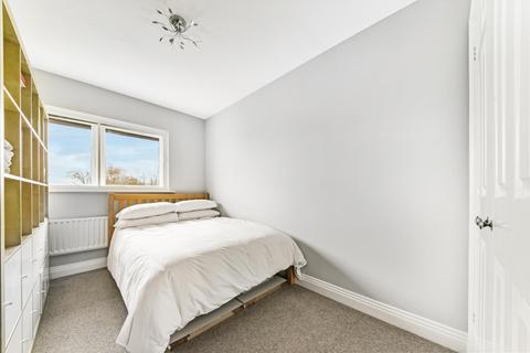 51 Undine Road, London, E14 9UW