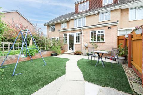 4 bedroom terraced house for sale, Church Road, Pimperne