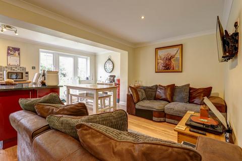 4 bedroom terraced house for sale, Church Road, Pimperne