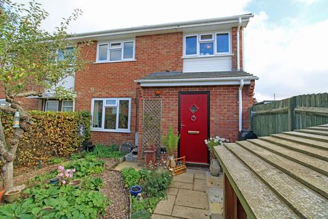 undefined, Poultons Close, Overton RG25