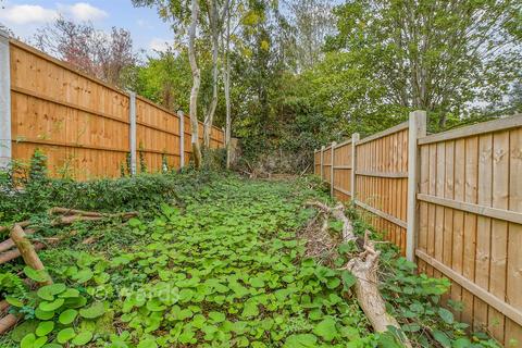 2 bedroom terraced house for sale, Woodside Road, Tonbridge, Kent